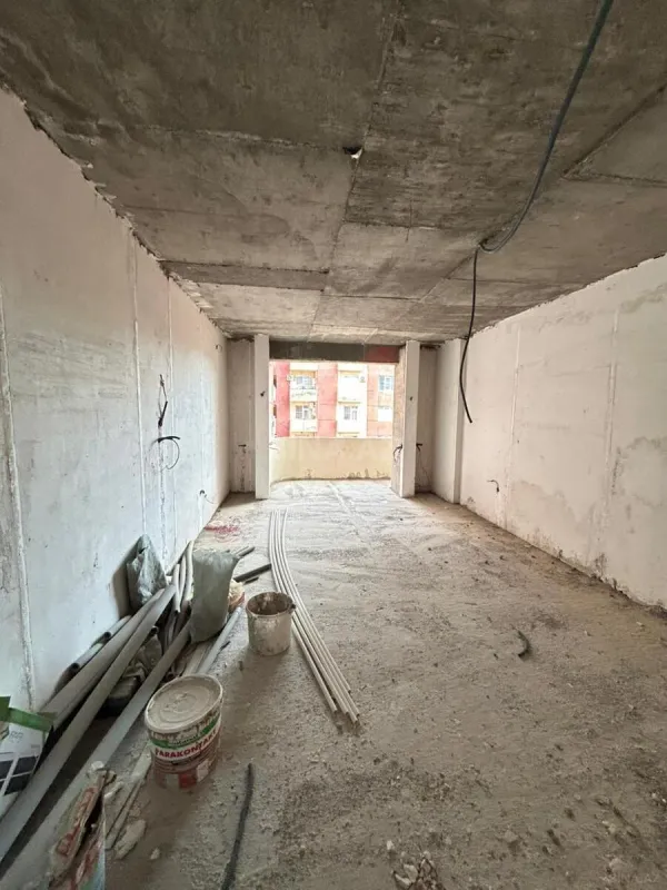 Satılır 3 otaqlı mənzil 135 m²