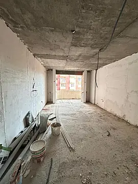 Satılır 3 otaqlı mənzil 135 m²