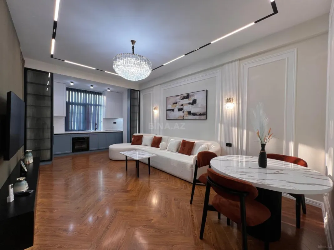 Kirayə verilir 2 otaqlı mənzil 68 m²