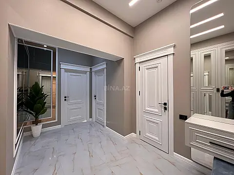 Kirayə verilir 2 otaqlı mənzil 68 m²