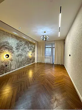 Satılır 3 otaqlı mənzil 141 m²