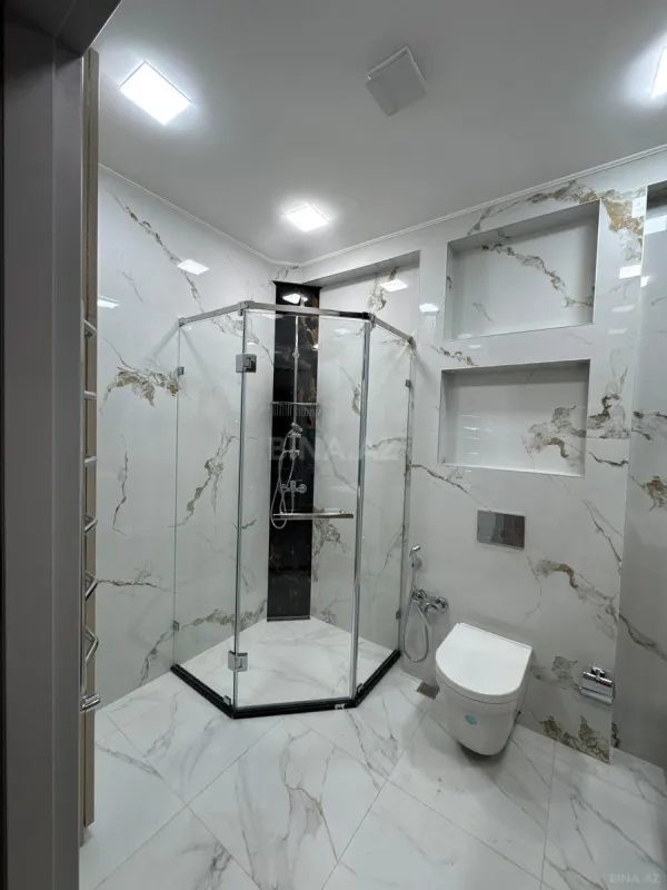 Kirayə verilir 2 otaqlı mənzil 80 m²