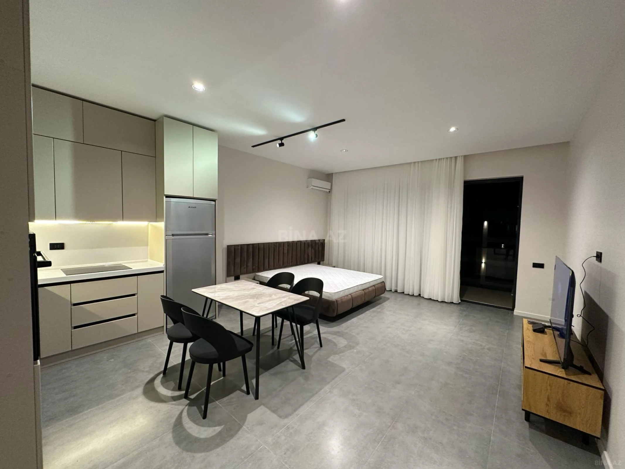 Satılır 1 otaqlı mənzil 58 m²