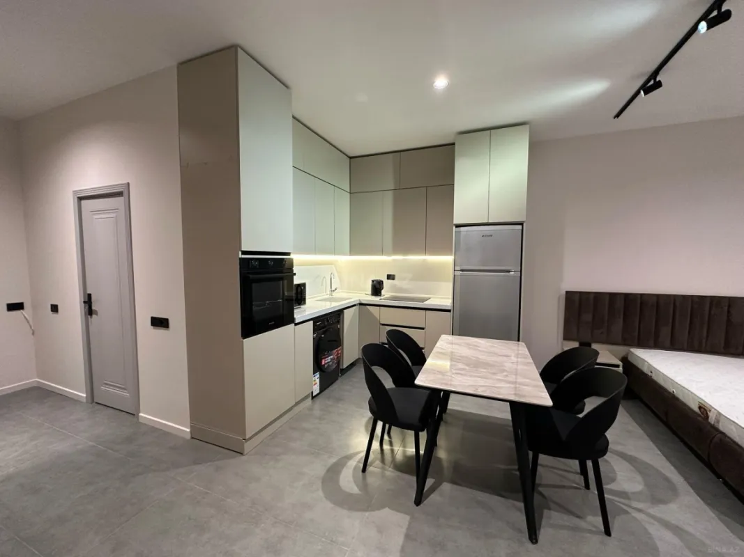 Satılır 1 otaqlı mənzil 58 m²