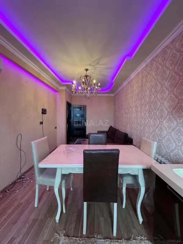 Kirayə verilir 2 otaqlı mənzil 60 m²