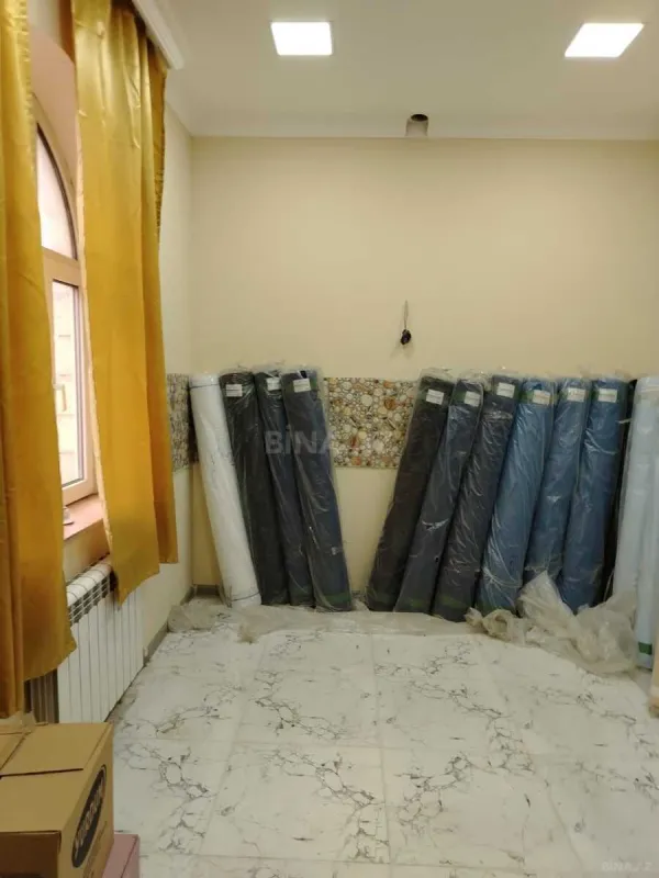 Satılır 6 otaqlı həyət evi 280 m²