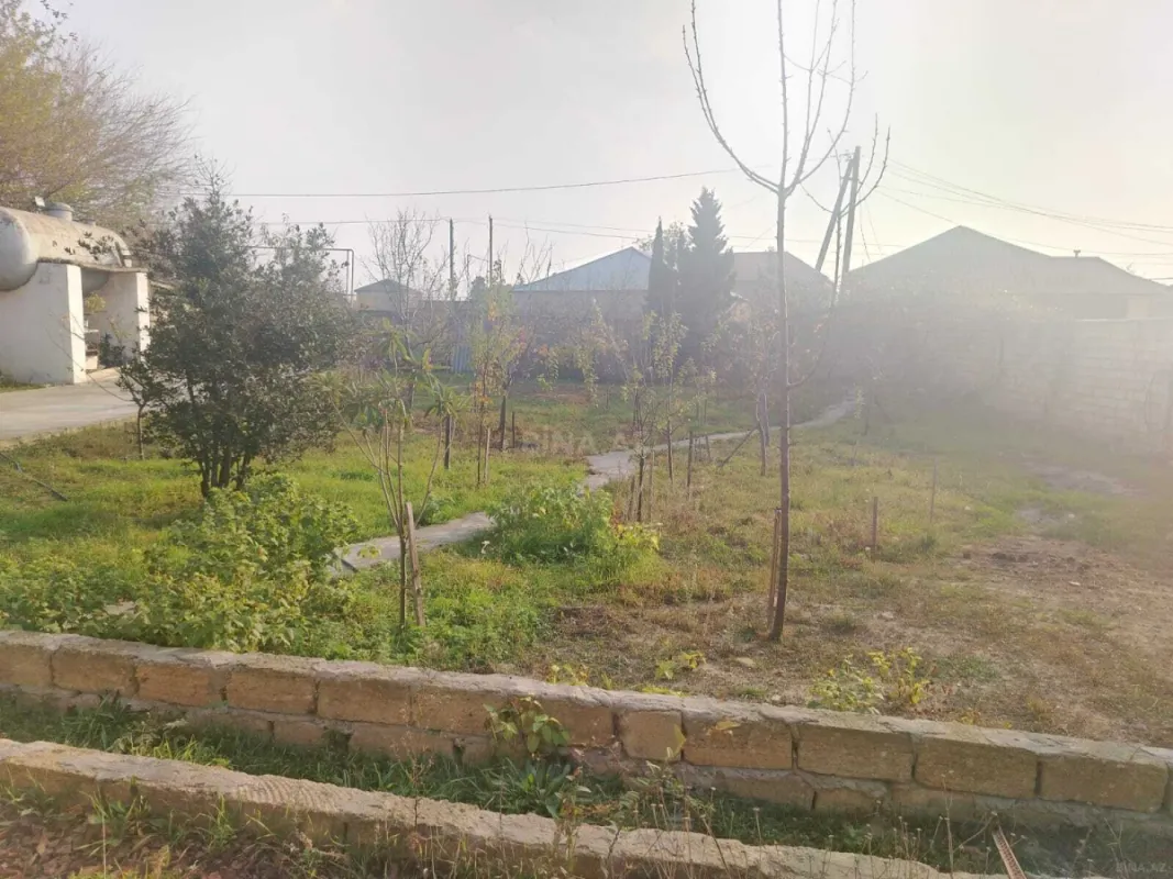 Satılır 6 otaqlı həyət evi 280 m²