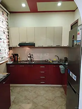 Satılır 6 otaqlı həyət evi 280 m²