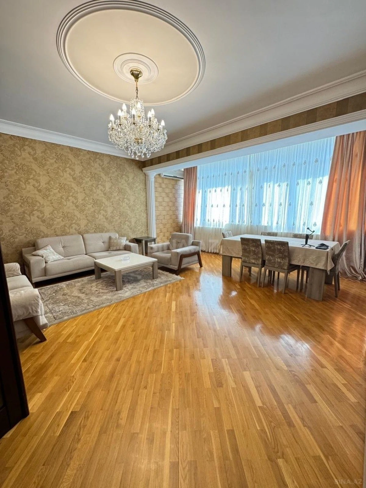 Kirayə verilir 3 otaqlı mənzil 120 m²