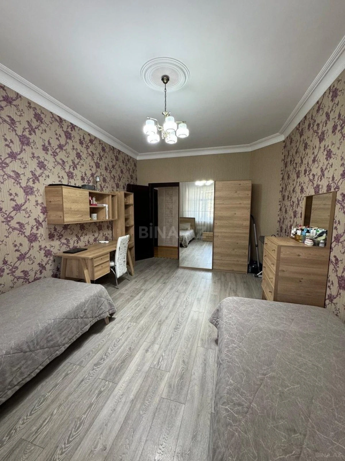 Kirayə verilir 3 otaqlı mənzil 120 m²