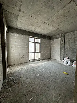 Satılır 3 otaqlı mənzil 125 m²