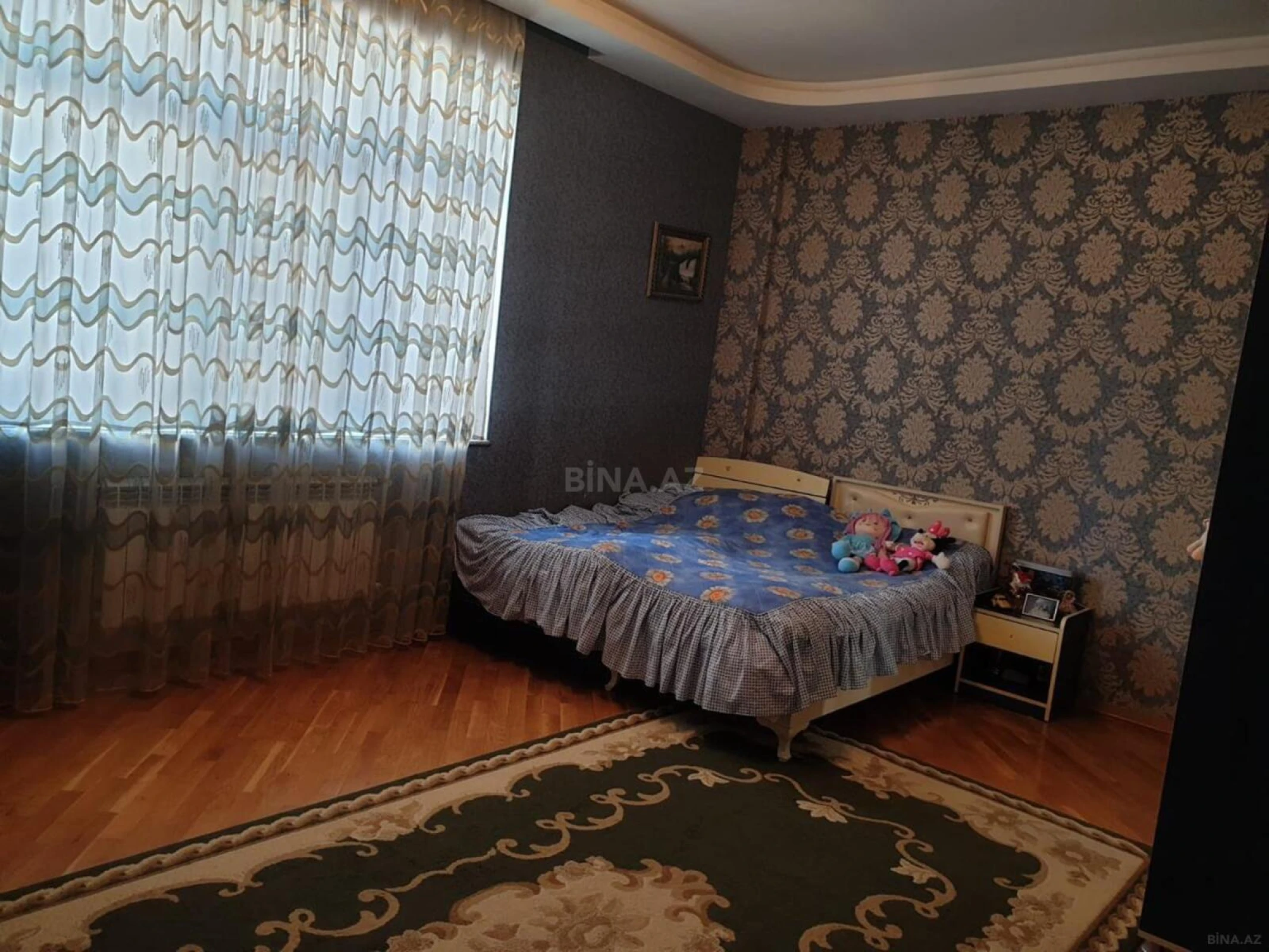 Satılır 3 otaqlı mənzil 118 m²
