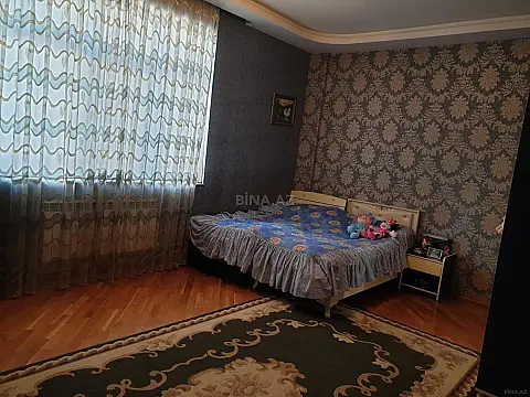 Satılır 3 otaqlı mənzil 118 m²