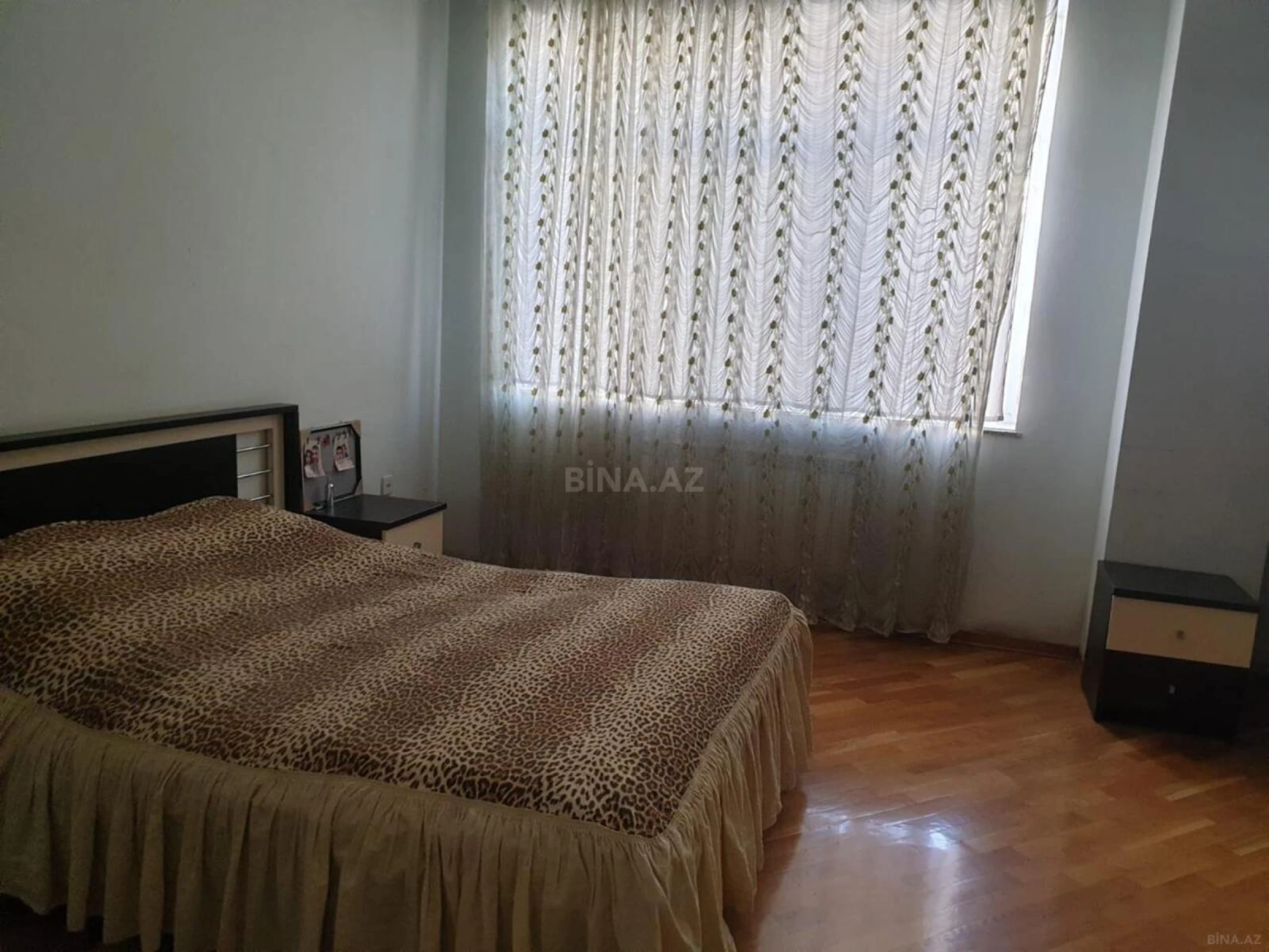 Satılır 3 otaqlı mənzil 118 m²