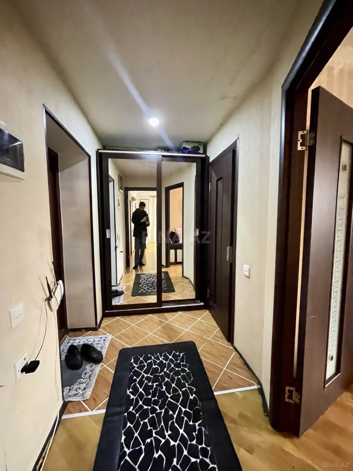 Satılır 2 otaqlı mənzil 60 m²