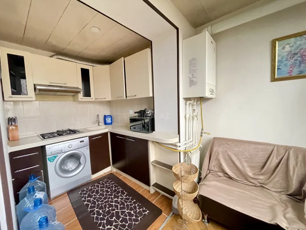 Satılır 2 otaqlı mənzil 60 m²