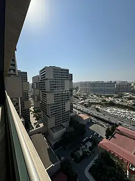 Satılır 2 otaqlı mənzil 107 m²