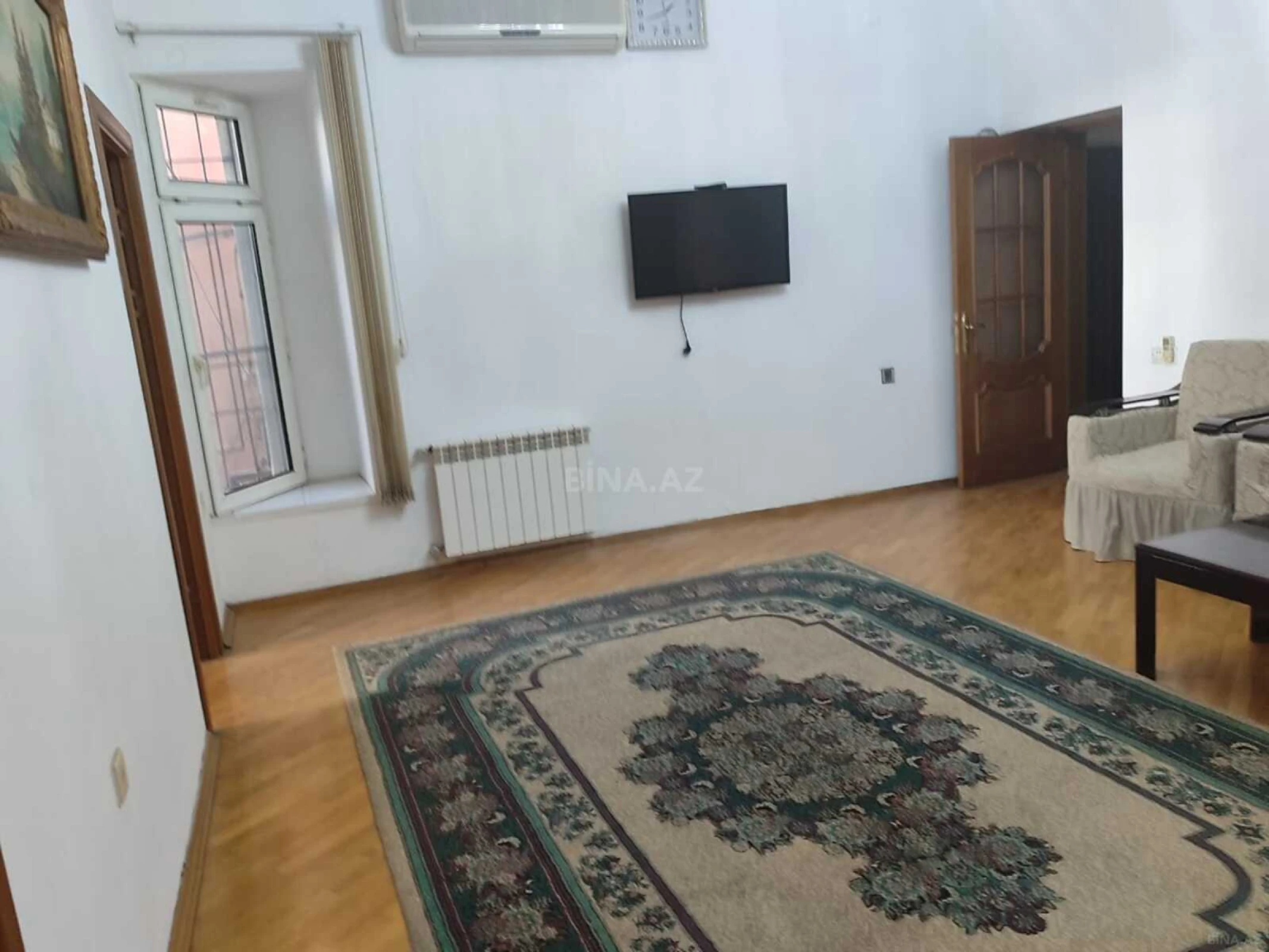 Satılır 4 otaqlı mənzil 110 m²
