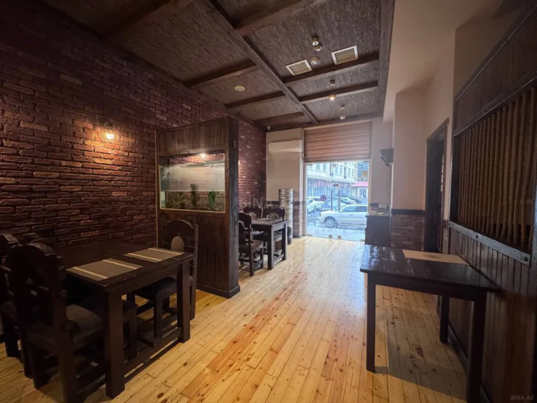 Satılır obyekt 100 m²