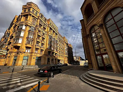 Satılır obyekt 100 m²