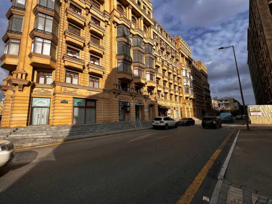 Satılır obyekt 100 m²