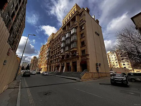 Satılır obyekt 100 m²