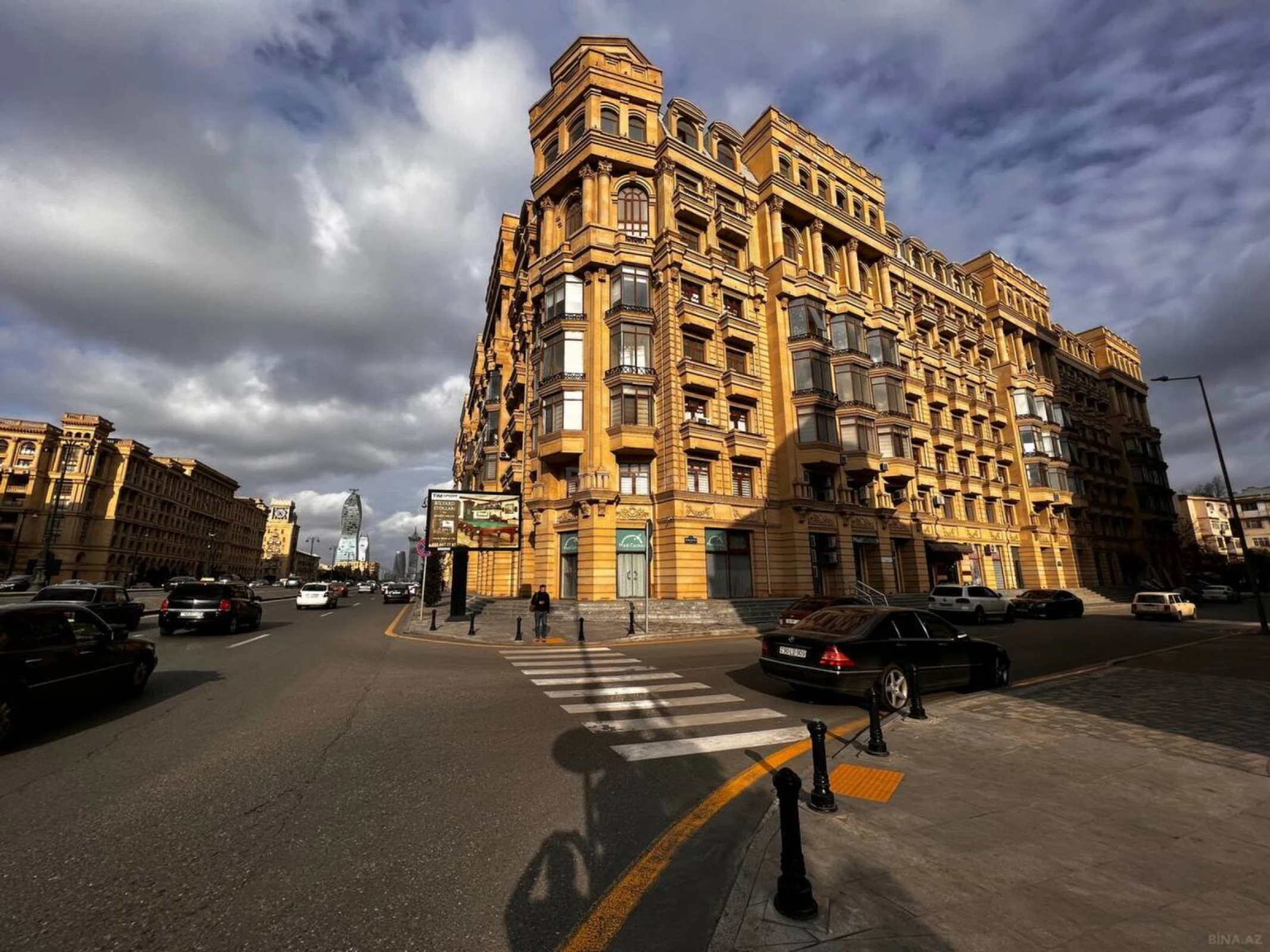 Satılır obyekt 100 m²