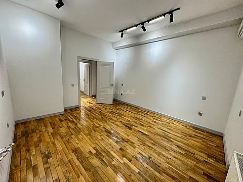 Kirayə verilir 4 otaqlı ofis 120 m²