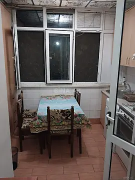 Kirayə verilir 3 otaqlı ofis 70 m²