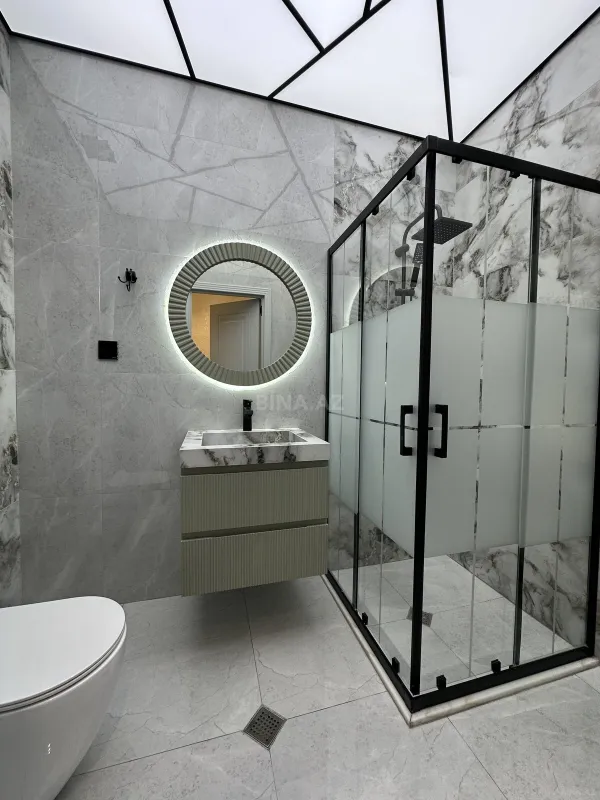 Satılır 2 otaqlı mənzil 67 m²