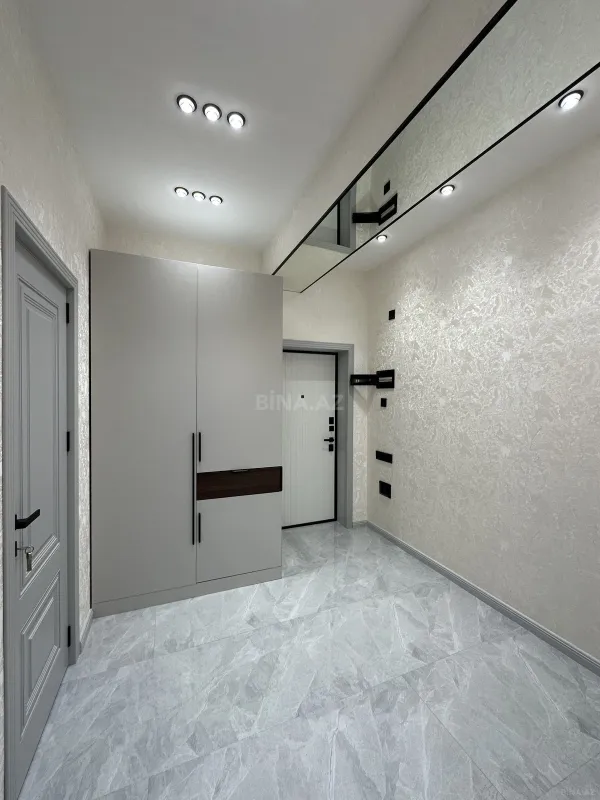 Satılır 2 otaqlı mənzil 67 m²