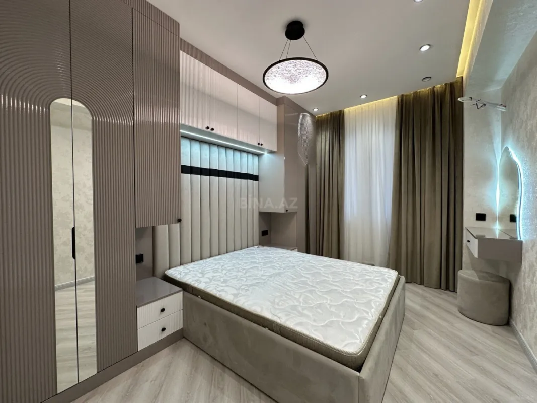 Satılır 2 otaqlı mənzil 67 m²