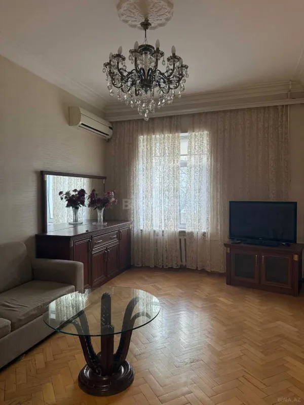Satılır 3 otaqlı mənzil 70 m²