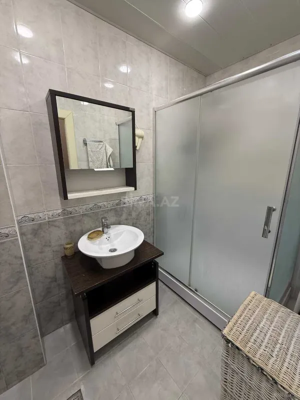 Satılır 3 otaqlı mənzil 70 m²