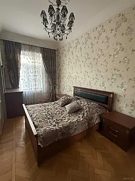 Satılır 3 otaqlı mənzil 70 m²