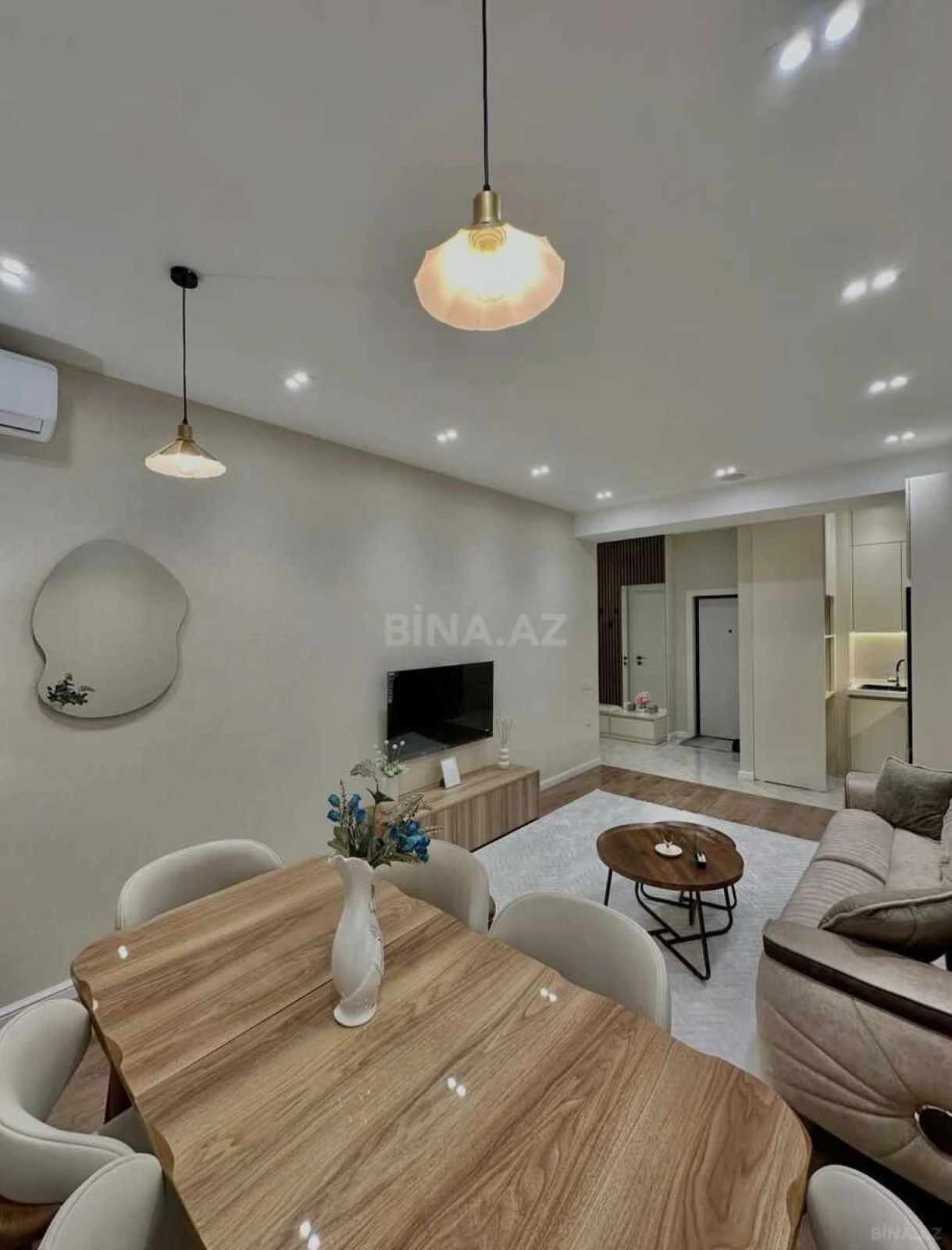 Satılır 2 otaqlı mənzil 65 m²