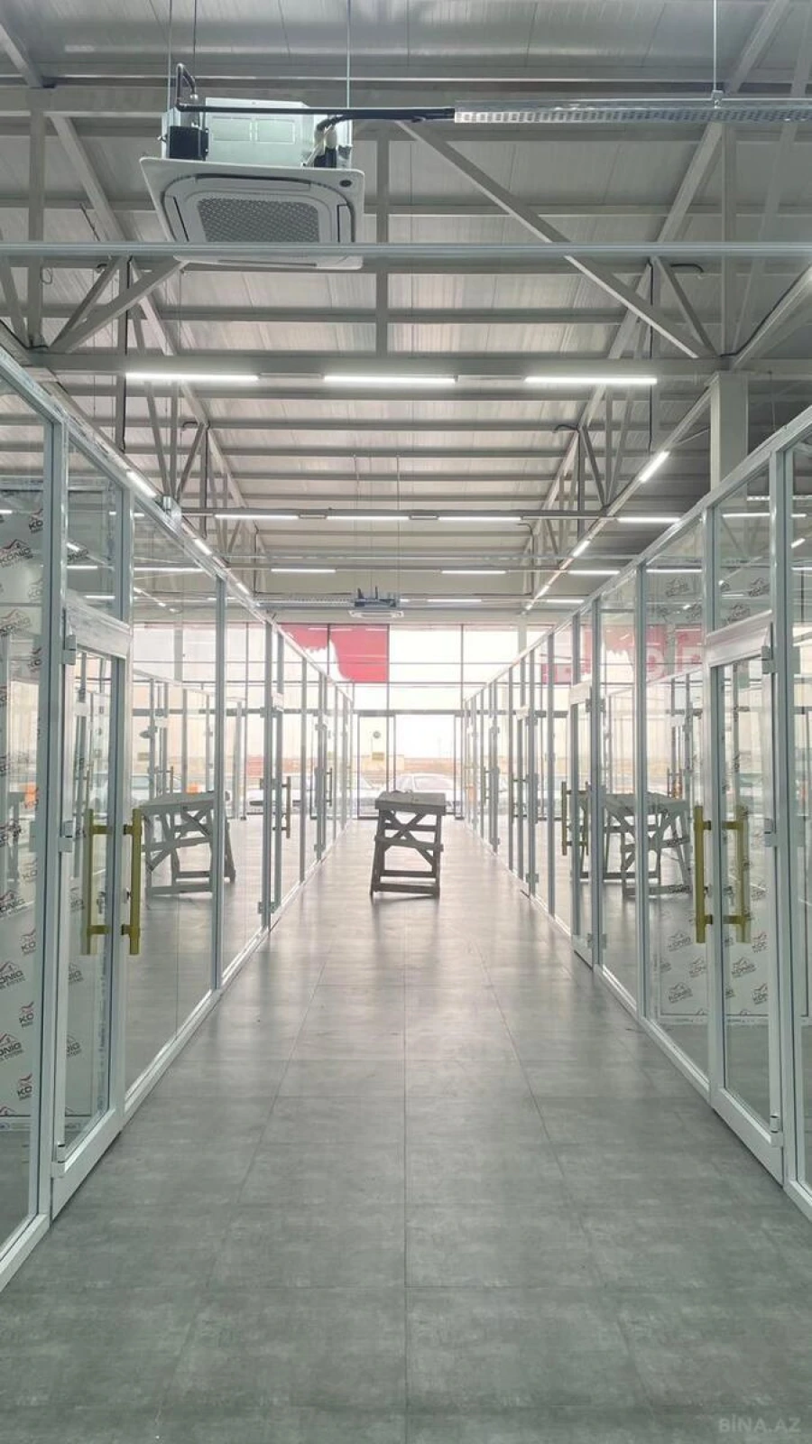 Kirayə verilir obyekt 580 m²