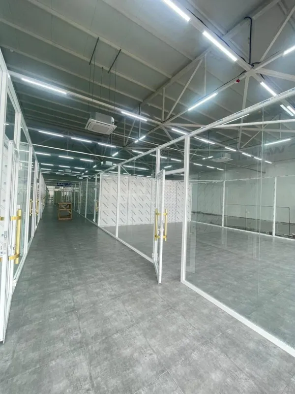 Kirayə verilir obyekt 580 m²