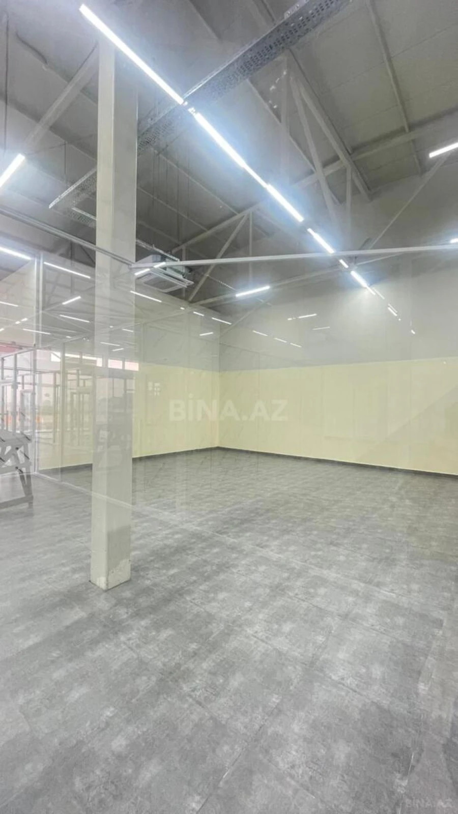 Kirayə verilir obyekt 580 m²