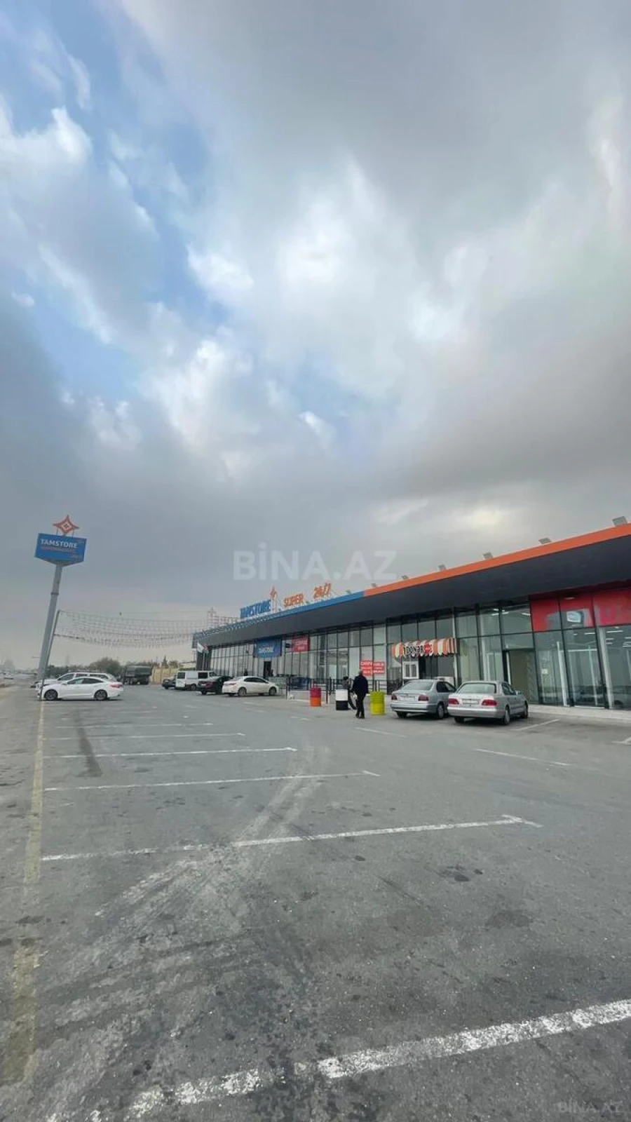 Kirayə verilir obyekt 580 m²