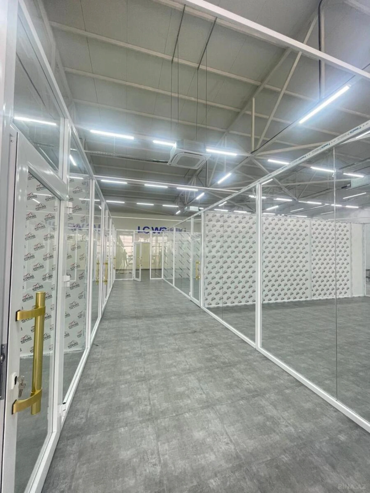 Kirayə verilir obyekt 580 m²