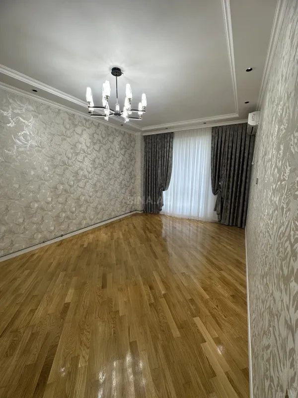 Satılır 3 otaqlı mənzil 82 m²
