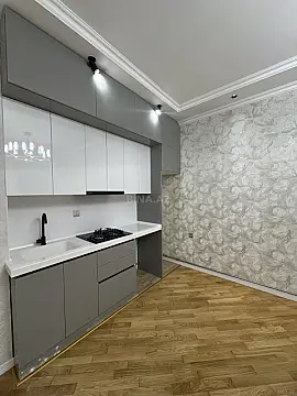 Satılır 3 otaqlı mənzil 82 m²