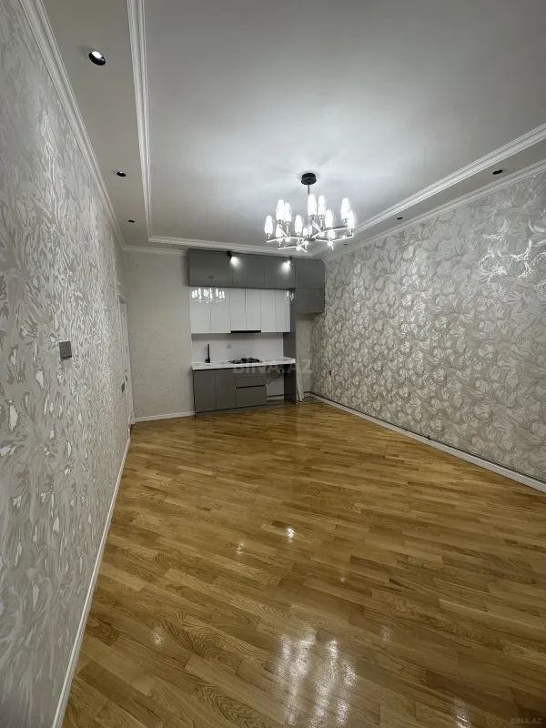 Satılır 3 otaqlı mənzil 82 m²