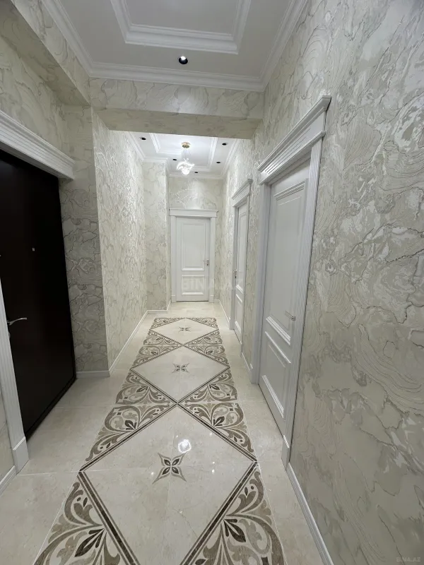 Satılır 3 otaqlı mənzil 82 m²