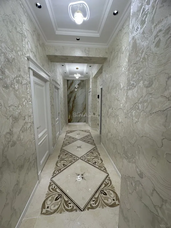 Satılır 3 otaqlı mənzil 82 m²