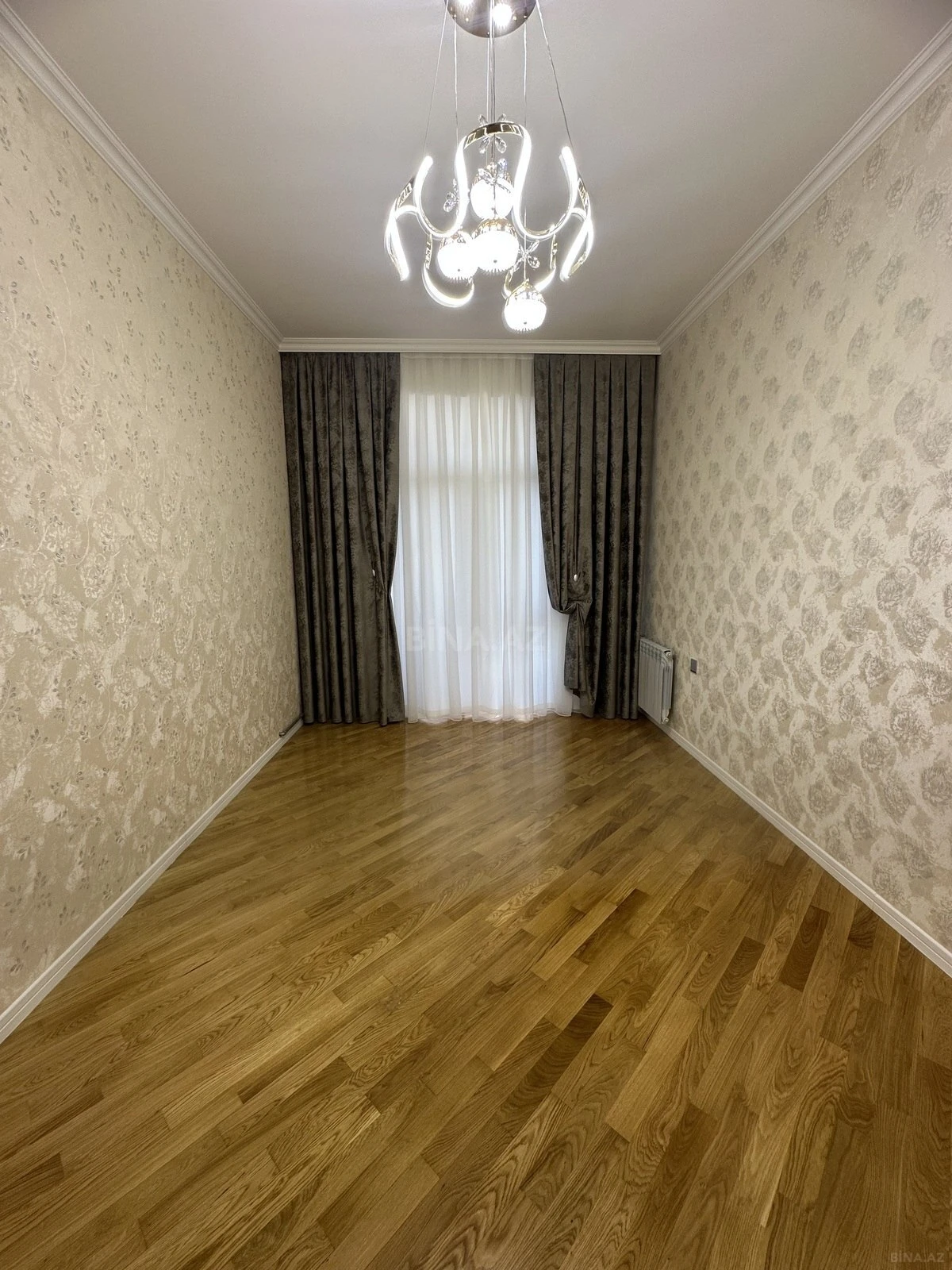 Satılır 3 otaqlı mənzil 82 m²