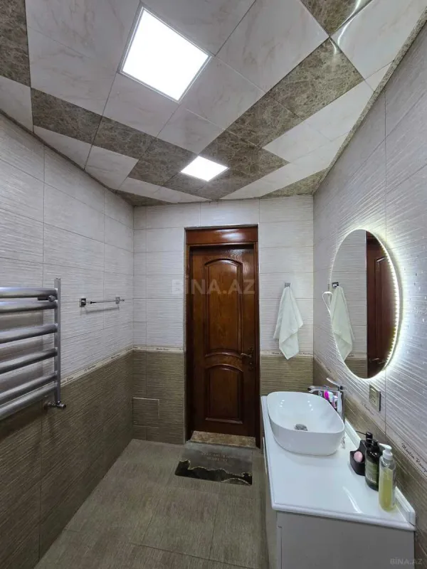 Satılır 7 otaqlı həyət evi 230 m²