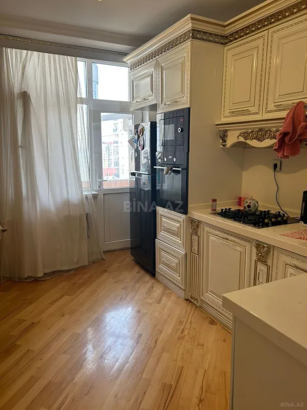 Satılır 3 otaqlı mənzil 100 m²