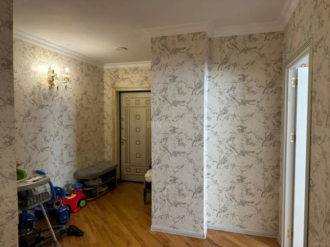 Satılır 3 otaqlı mənzil 100 m²